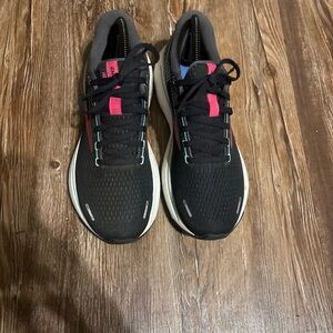 Women’s Brooks Ghost 14 Size 8 B